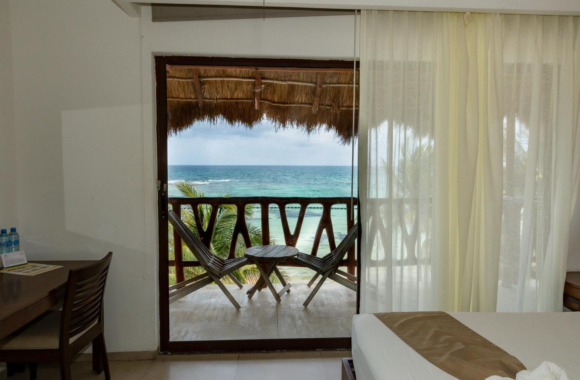 Quinto Sole Hotel Mahahual Exterior photo