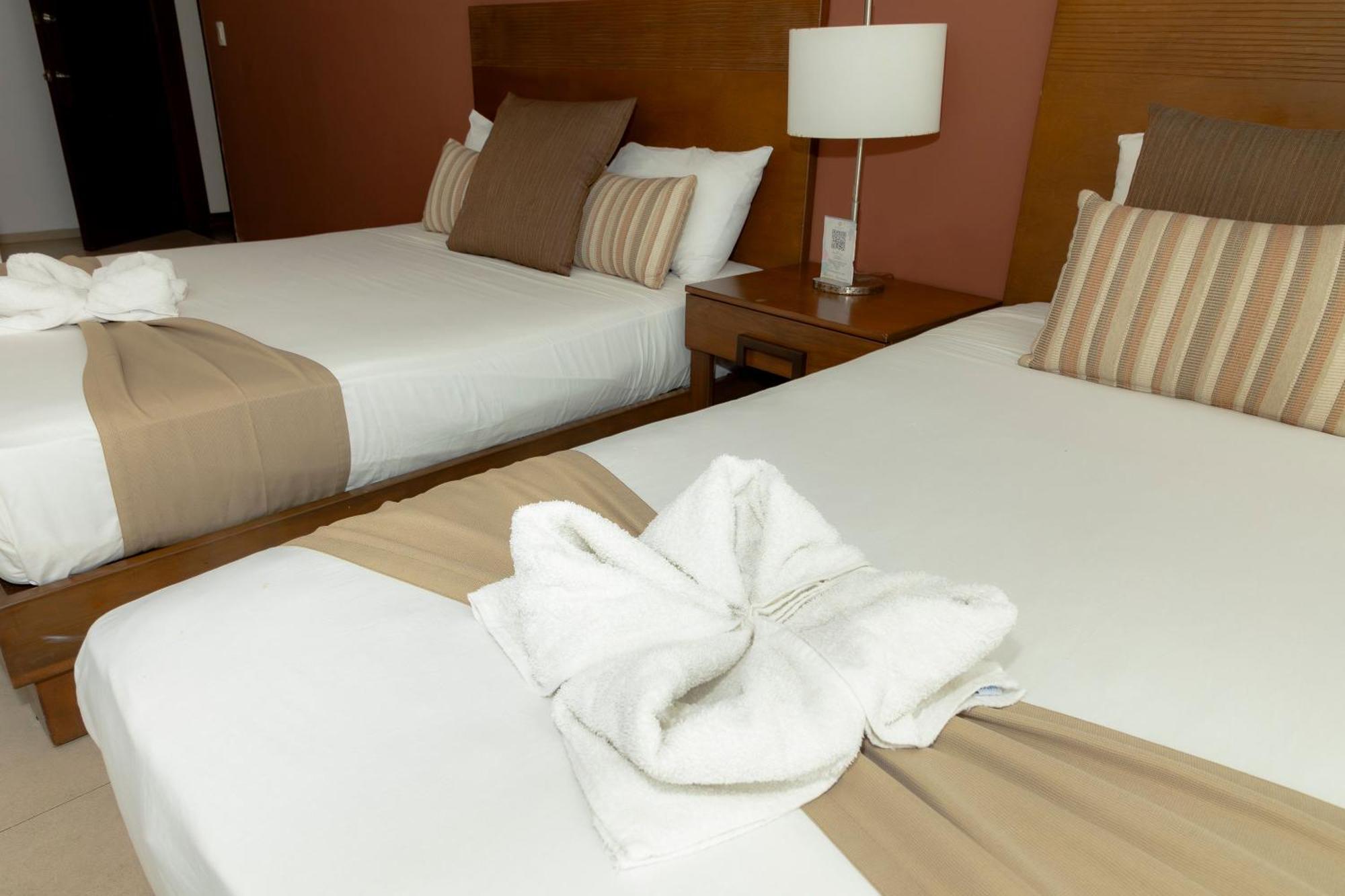 Quinto Sole Hotel Mahahual Exterior photo