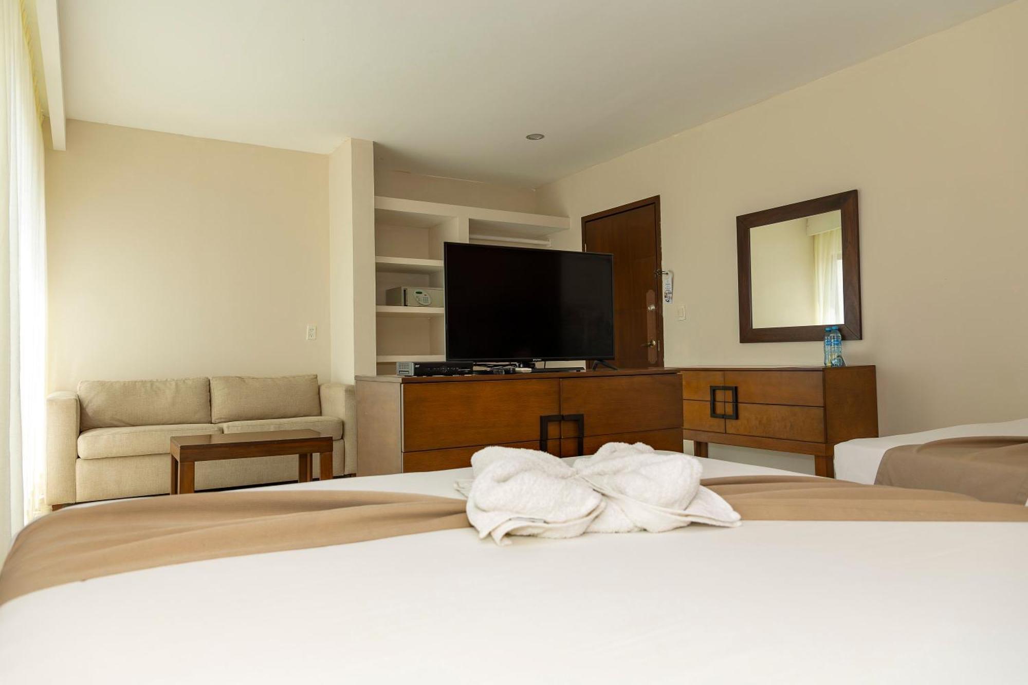 Quinto Sole Hotel Mahahual Exterior photo