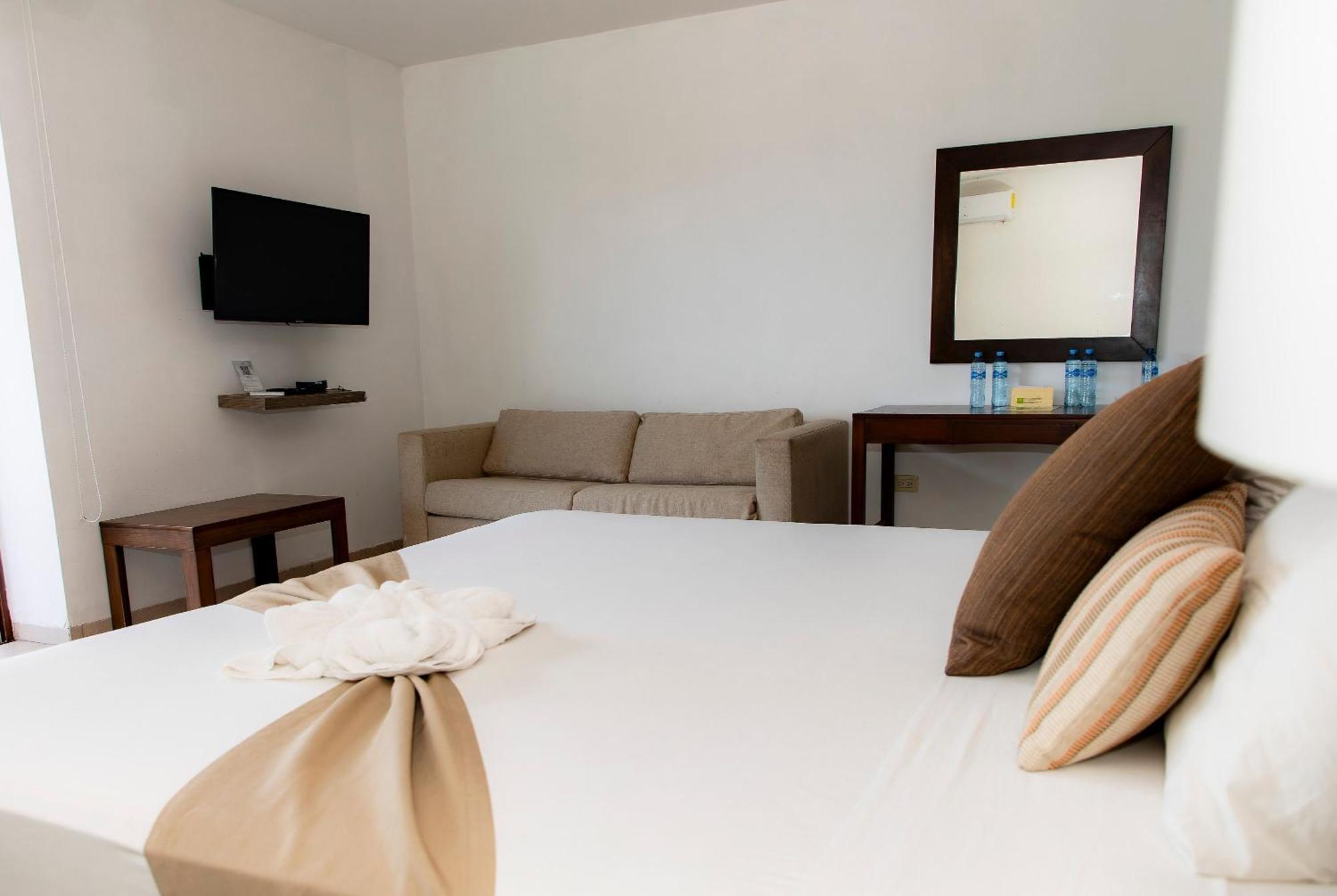 Quinto Sole Hotel Mahahual Exterior photo