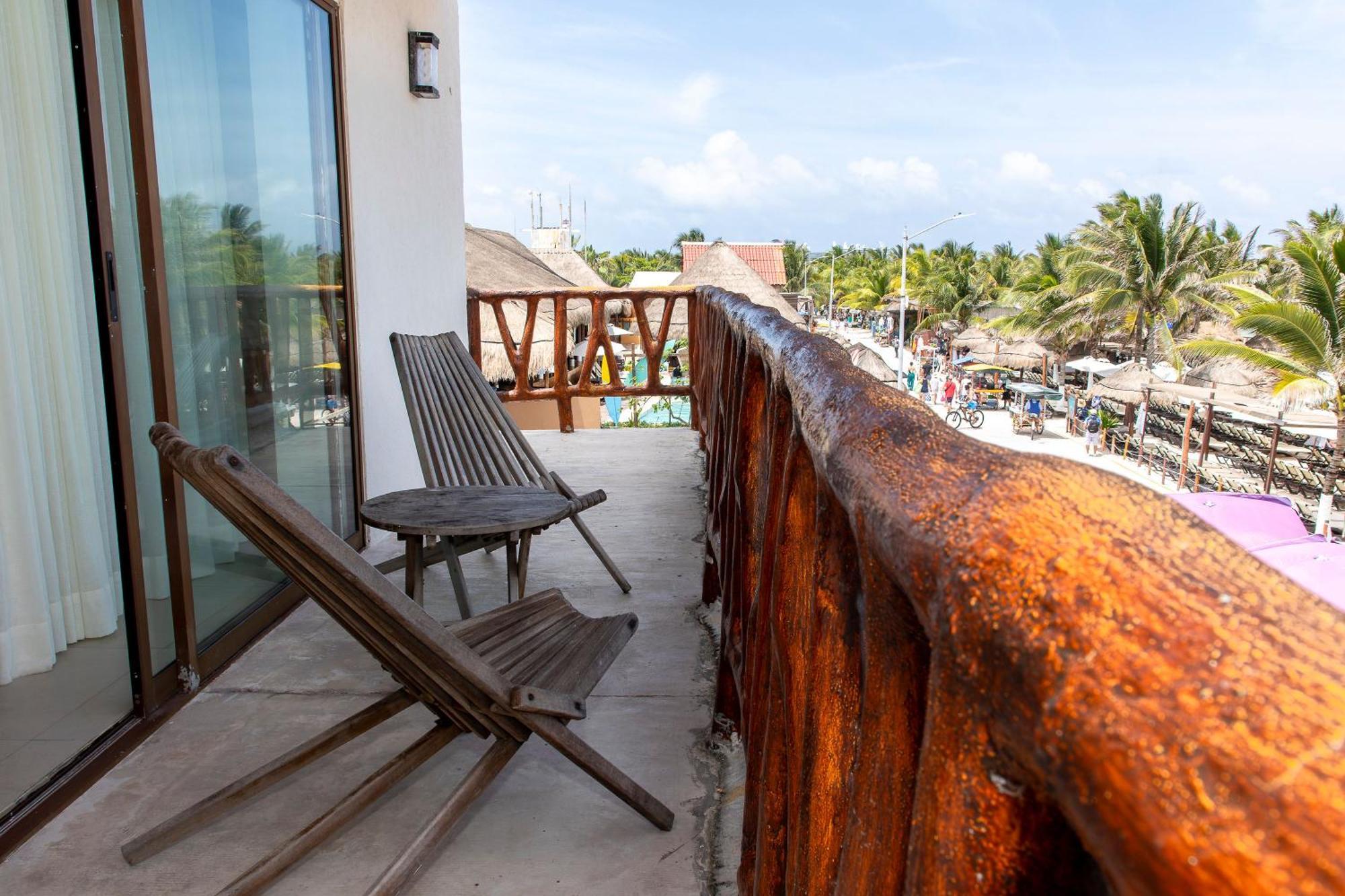 Quinto Sole Hotel Mahahual Exterior photo