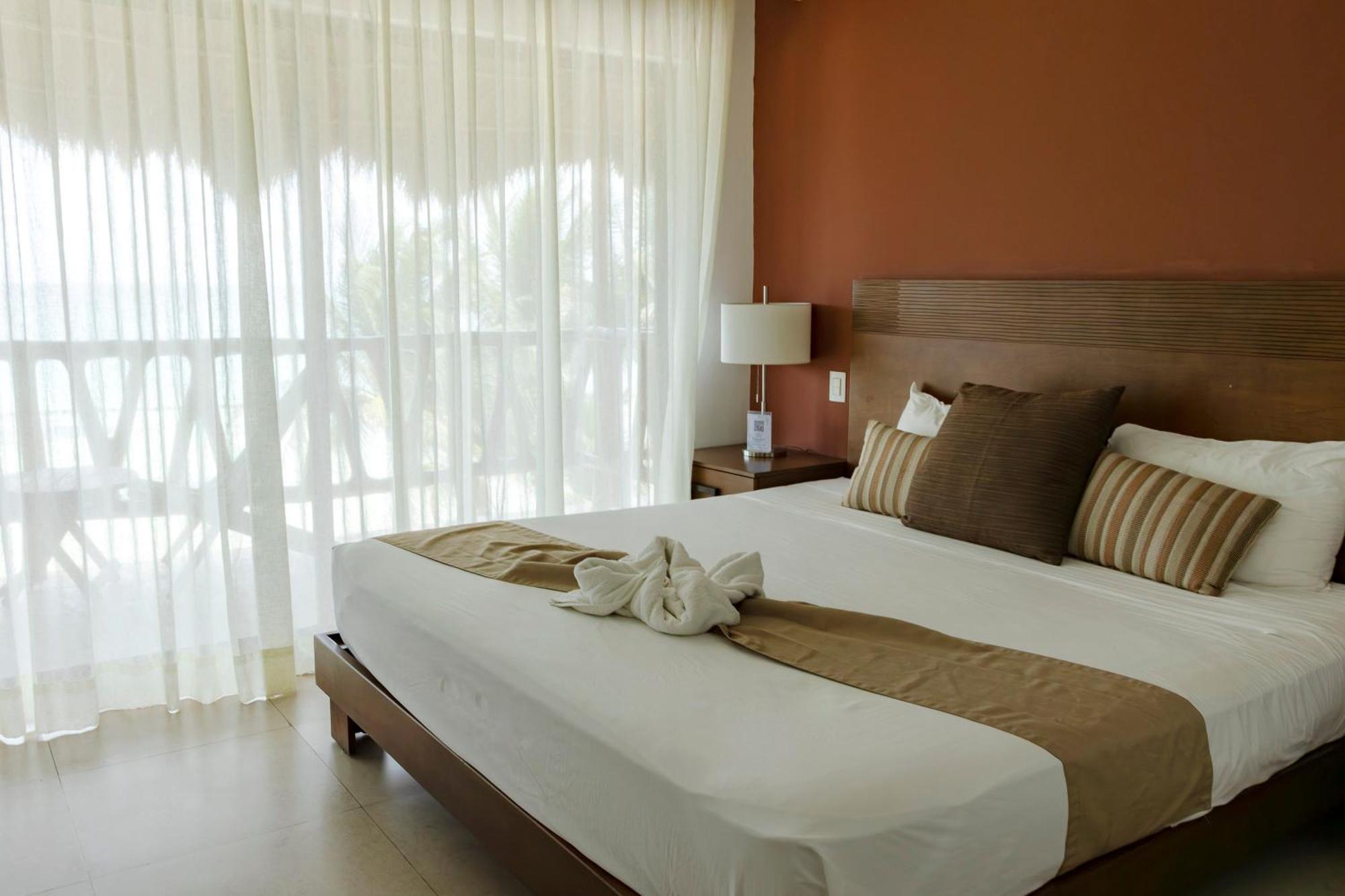 Quinto Sole Hotel Mahahual Exterior photo